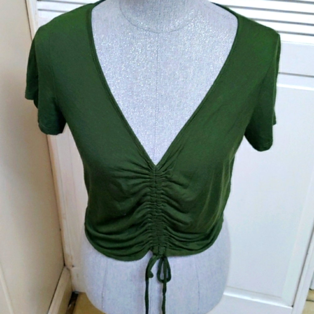 Gaze women's shirt, dark green, size large. Runs small